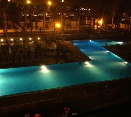 Апартаменты Caybeach Caleta